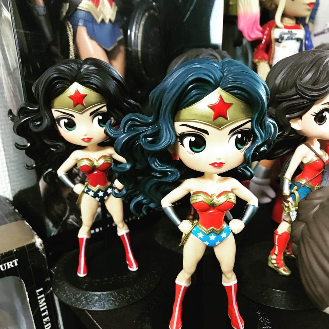 パーティ内山さんのインスタグラム写真 - (パーティ内山Instagram)「#色違い #ワンダーウーマン #wonderwoman #qposket #collection#コレクション」4月7日 0時52分 - ruichanfamily