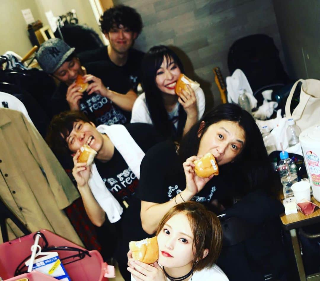 SATOKOさんのインスタグラム写真 - (SATOKOInstagram)「#山本彩全国ツアー #imready #チームsy #盛岡 #岩手 #最高かよ #一人一人に届くように死ぬ気」4月7日 0時58分 - fc_satoko