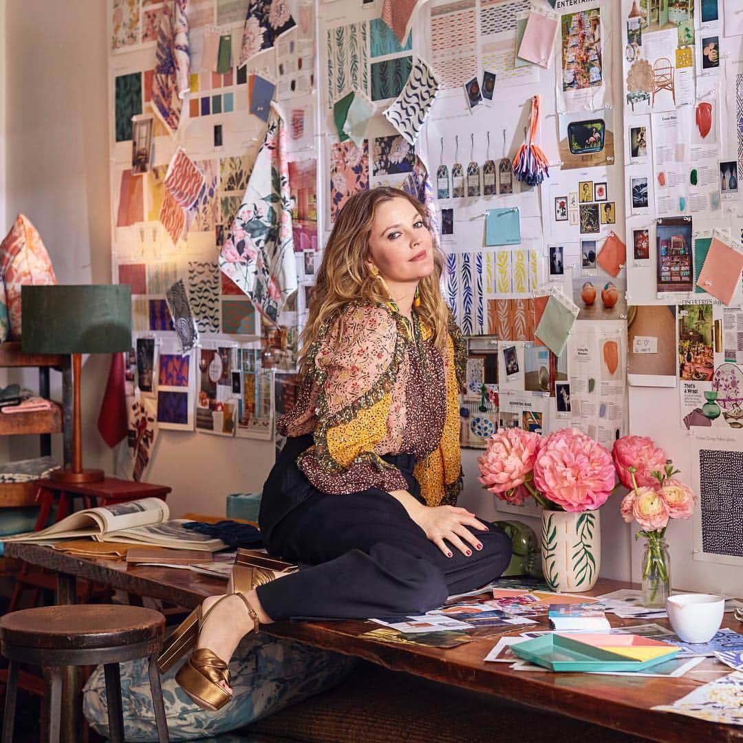 Wal-Mart Stores, Incさんのインスタグラム写真 - (Wal-Mart Stores, IncInstagram)「Have you shopped the new Drew Barrymore Flower Home line? The @FlowerbyDrew collection breaks the rules to bring gorgeous style to your home. Only at Walmart! #DrewBarrymoreFlowerHome」4月7日 1時06分 - walmart
