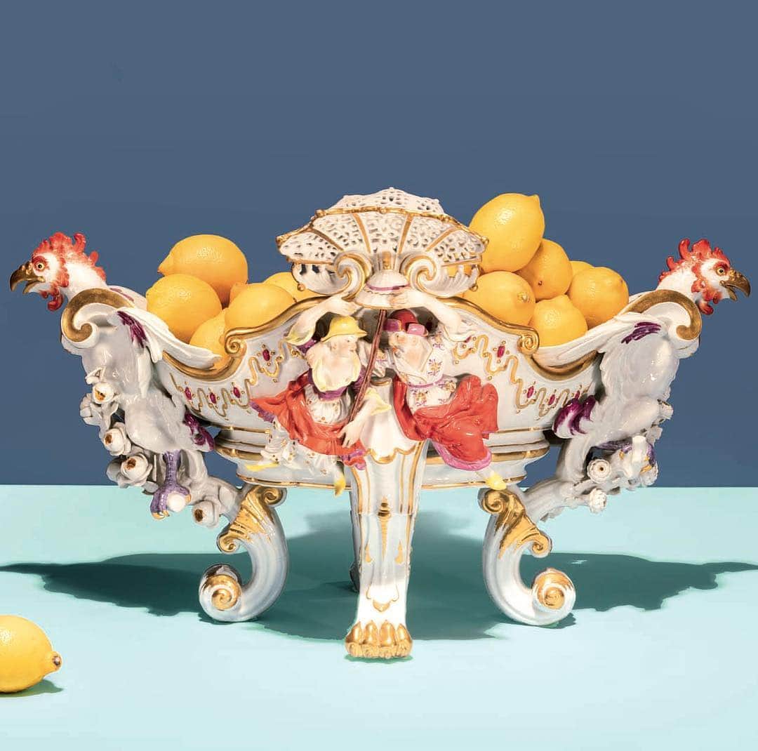 サザビーズさんのインスタグラム写真 - (サザビーズInstagram)「This ‘Meissen Large Lemon Basket, 19th Century’ is just one of the 300+ outstanding lots on offer in our 16 April sale of furniture and decorative arts in #NYC. Entitled ‘Style’, the sale explores a wide range of periods and tastes throughout the centuries, bringing together English, European and American ceramics and silver, classical 18th and 19th century furniture. Drop by 1334 York Avenue beginning this Thursday to discover the stylish selection of works that illustrate the evolution of collecting and imagine a textured, eclectically decorated interior. 🍋#SothebysDecArts #Meissen」4月7日 1時24分 - sothebys