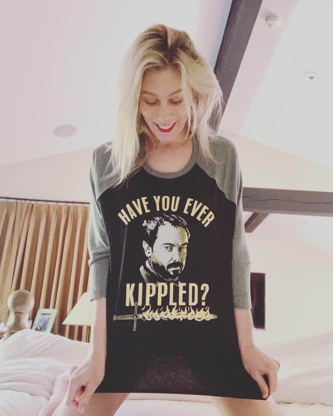 マーク・シェパードさんのインスタグラム写真 - (マーク・シェパードInstagram)「So we’re off! Get your question to the answer to the question of “Do you like Kipling?” And help an amazing cause! Link in bio or type in https://represent.com/mark #spnfamily」4月7日 1時45分 - realmarksheppard