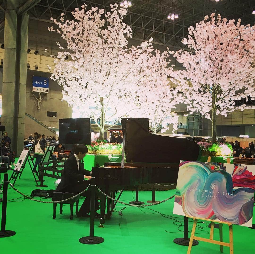 金子三勇士さんのインスタグラム写真 - (金子三勇士Instagram)「Photo: R.S./JA #AutomobileCouncil #Japan #2019 #MakuhariMesse #Steinway #Spirio #SteinwayArtist #MiyujiKaneko #Piano #Pianist #幕張メッセ #スタインウェイ #ピアノ #ピアニスト #金子三勇士 #演奏 #ピアノリサイタル @steinwayandsons @steinway_tokyo」4月6日 17時50分 - miyujikaneko_official