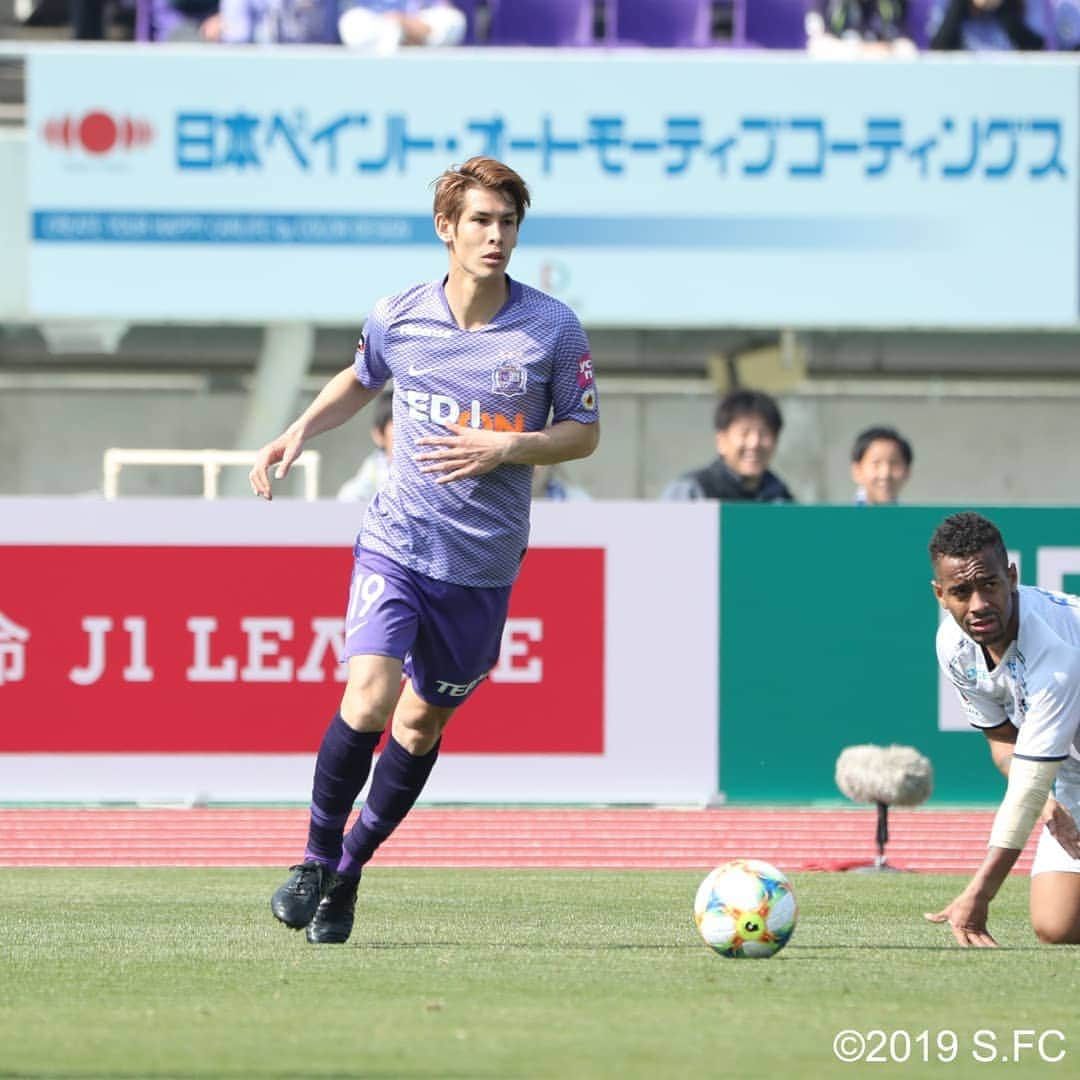 サンフレッチェ広島さんのインスタグラム写真 - (サンフレッチェ広島Instagram)「⚽明治安田生命J1リーグ第6節　試合結果⚽ サンフレッチェ広島　3-0　ガンバ大阪 前半：2-0 後半：1-0 ≪得点者≫柏好文、柴﨑晃誠、川辺駿  本日も、たくさんのご声援ありがとうございました🙌  #柏好文選手 #柴崎晃誠選手  #ドウグラスヴィエイラ選手 #松本泰志選手 #野上結貴選手 #佐々木翔選手  #大迫敬介選手 #稲垣祥選手  #川辺駿選手 #sanfrecce #ICHIGAN」4月6日 18時00分 - sanfrecce.official