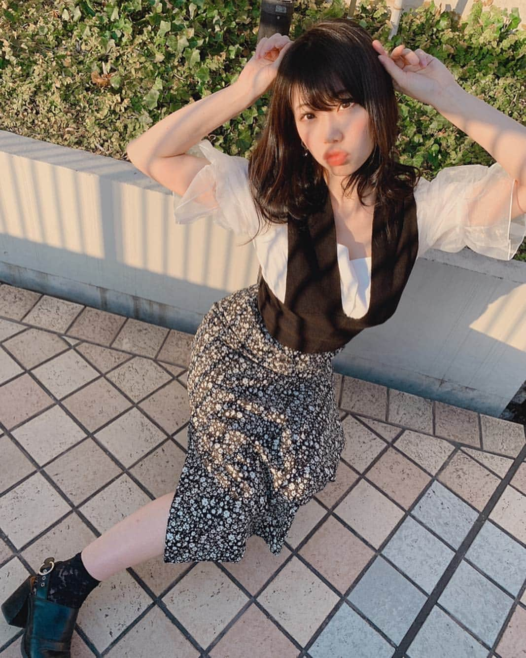 鈴木ふみ奈さんのインスタグラム写真 - (鈴木ふみ奈Instagram)「#ふみるっく 👗💕 これも天木カメラマン📸  洋服は ALL...archives 初めて買ったけど、安くて可愛いかった😍  shoes...OZOC  #ootd  #fashion  #ふみるっく #code #ozoc #archives #freesmart  #mcm #codinate #FUMILOOOK」4月6日 18時10分 - fuminasuzuki