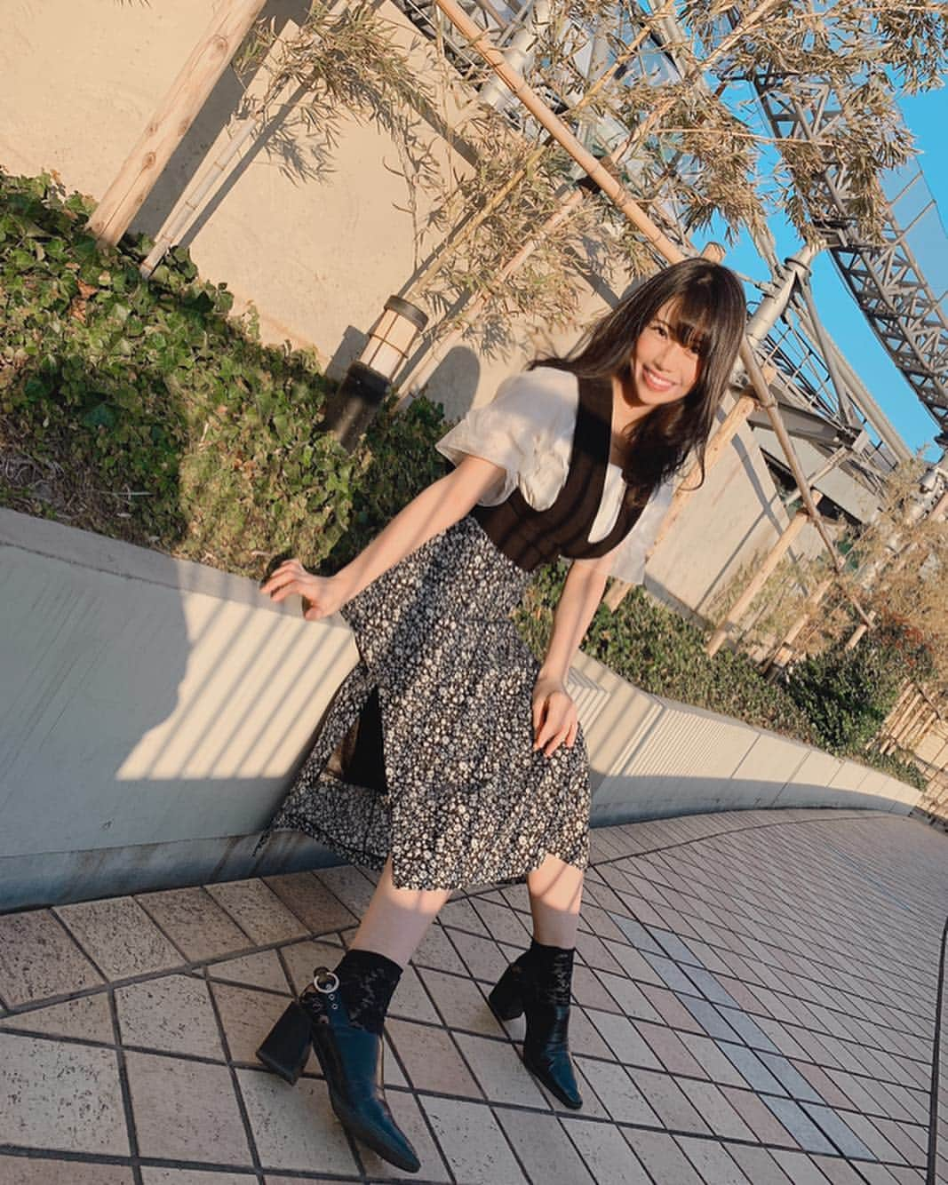 鈴木ふみ奈さんのインスタグラム写真 - (鈴木ふみ奈Instagram)「#ふみるっく 👗💕 これも天木カメラマン📸  洋服は ALL...archives 初めて買ったけど、安くて可愛いかった😍  shoes...OZOC  #ootd  #fashion  #ふみるっく #code #ozoc #archives #freesmart  #mcm #codinate #FUMILOOOK」4月6日 18時10分 - fuminasuzuki