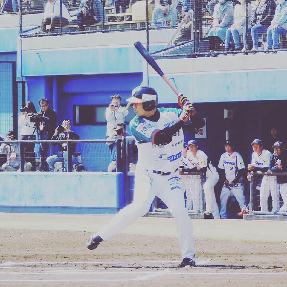 西岡剛さんのインスタグラム写真 - (西岡剛Instagram)「開幕戦勝利しました⚾️ #栃木ゴールデンブレーブス  #西岡剛」4月6日 19時25分 - tsuyoshinishioka_official