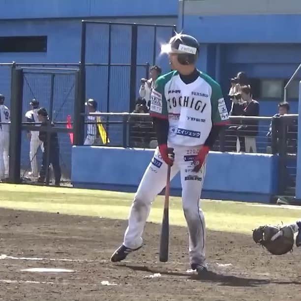 西岡剛のインスタグラム：「開幕戦勝利しました⚾️ #栃木ゴールデンブレーブス  #西岡剛」