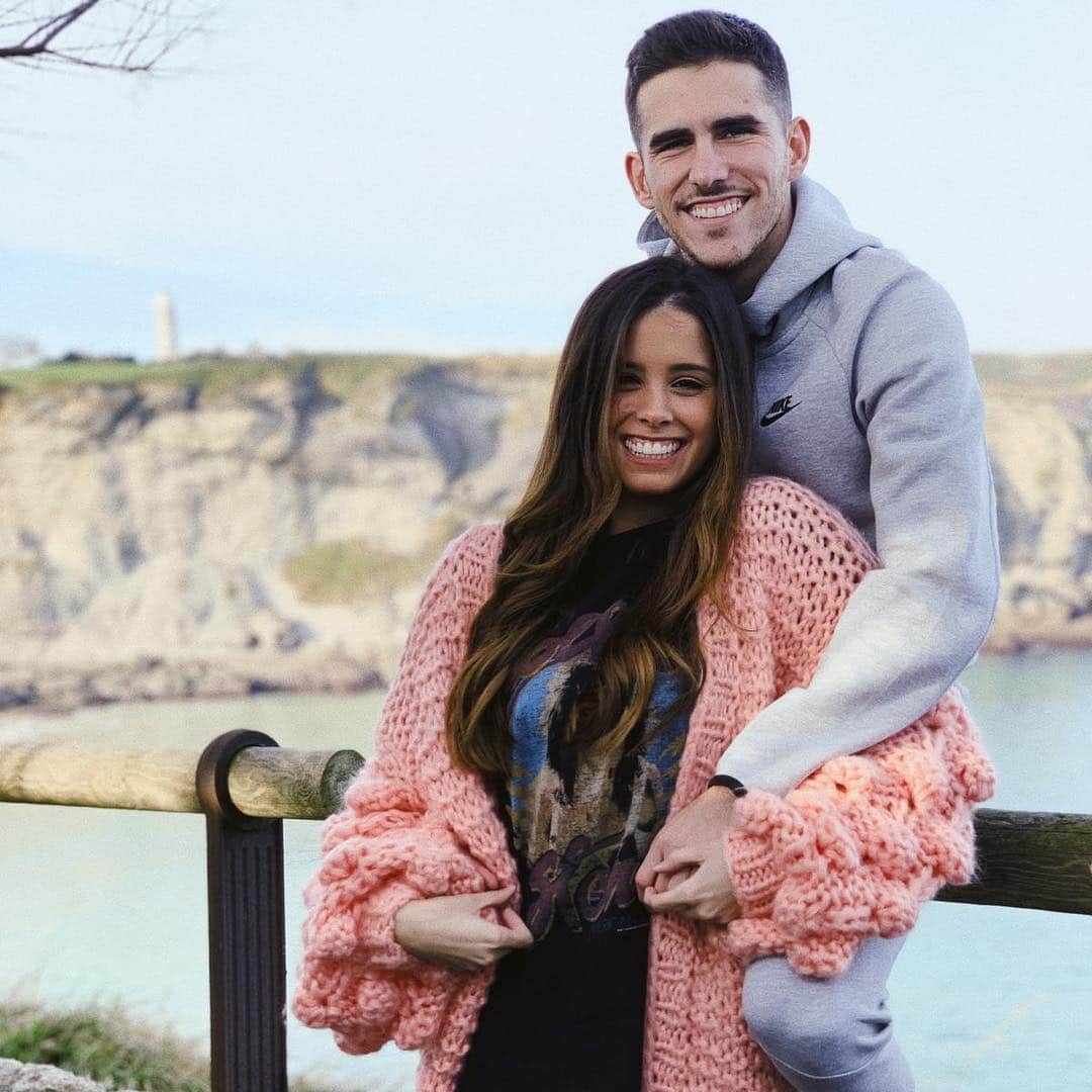 ハイロ・サンペリオのインスタグラム：「Siempre a tu lado, pase lo que pase. Gracias por hacerme feliz cada día. Orgulloso de verte crecer a mi lado. Feliz cumpleaños mi amor, te amo ❤️」