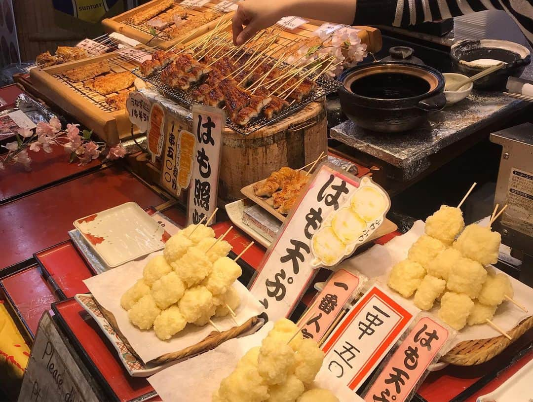 伊東秀和さんのインスタグラム写真 - (伊東秀和Instagram)「帰国翌日から春休みの家族旅行🌈 京都、大阪の旅✨ #京都 #嵐山 #渡月橋 #竹林 #清水寺 #三十三間堂 #錦市場 #大阪 #道頓堀 #たこ焼き #串揚げ #食い倒れ #usj」4月6日 20時28分 - hide9a2019