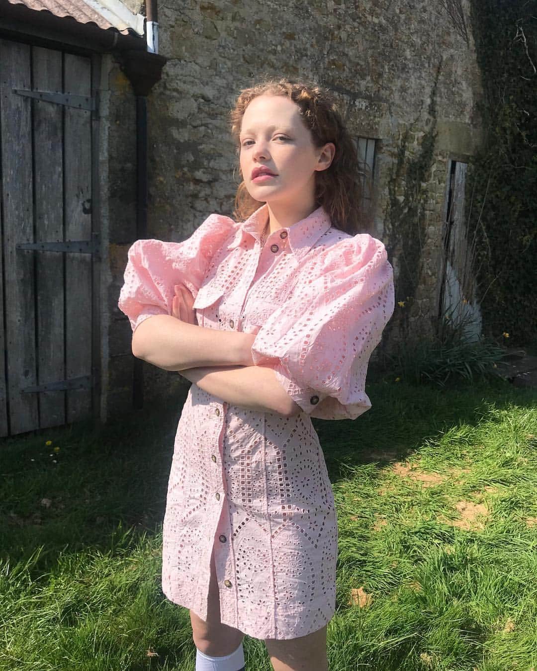 ガンニさんのインスタグラム写真 - (ガンニInstagram)「@zenobia_crimson in our pink Broderie Anglaise mini dress #GANNIGirls」4月6日 21時20分 - ganni