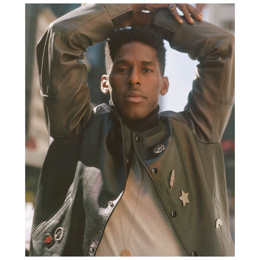 のインスタグラム：「New York-based dancer @lloydknight knows a thing or two about making moves, including in fashion. A #CoachCreate souvenir pin here and there make his Coach Varsity Jacket truly his own. "I love vintage clothing or finding pieces that no one else has." Make something as unique as you with #CoachCreate, a customization service available in store and through link in bio. #CoachNY」
