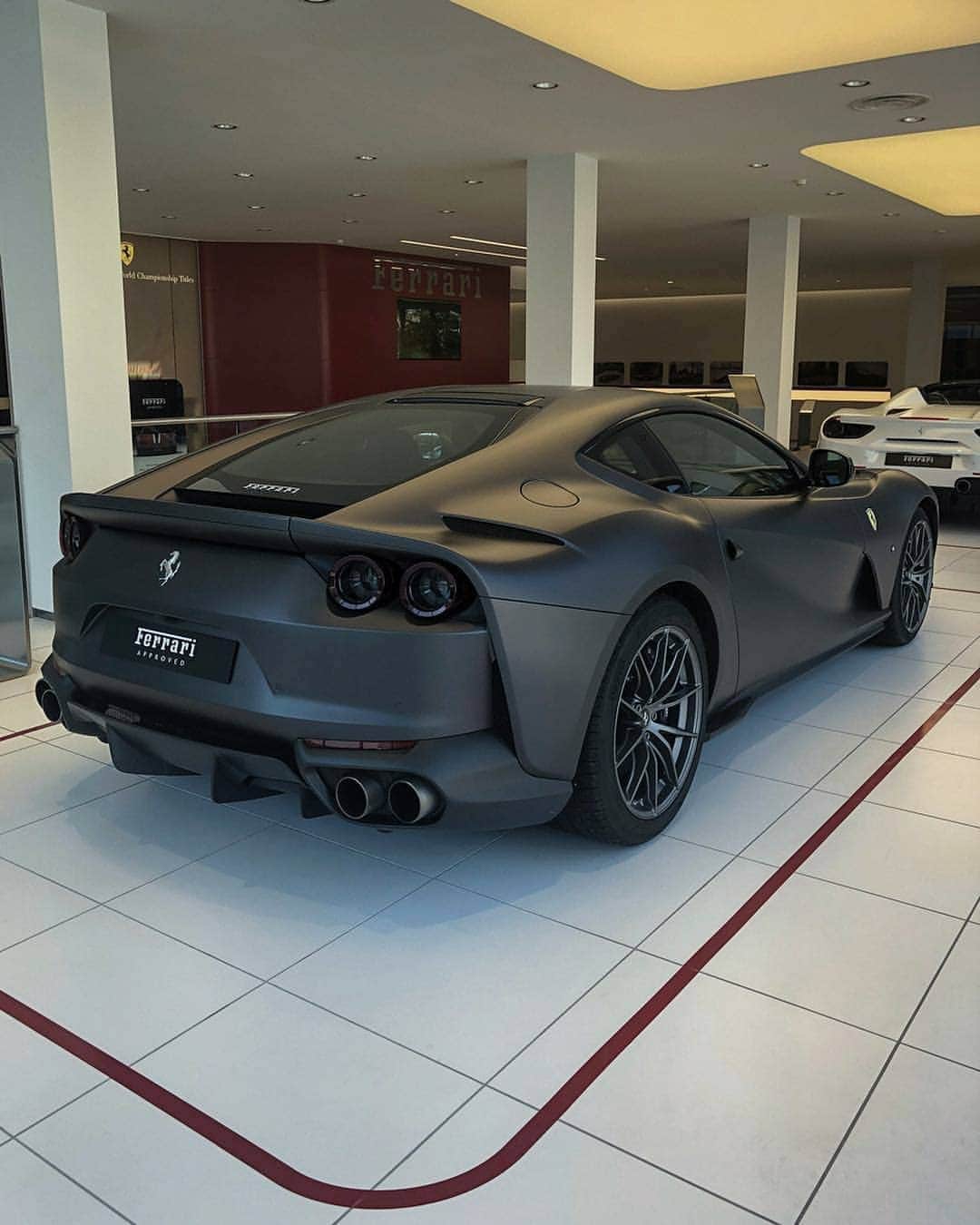 CarsWithoutLimitsさんのインスタグラム写真 - (CarsWithoutLimitsInstagram)「Nero DS Opaco Ferrari 812 SuperFast 🔥 Hot or Not 💤 photo @ferrarikroymans  #carswithoutlimits #toronto #812superfast」4月6日 21時36分 - carswithoutlimits