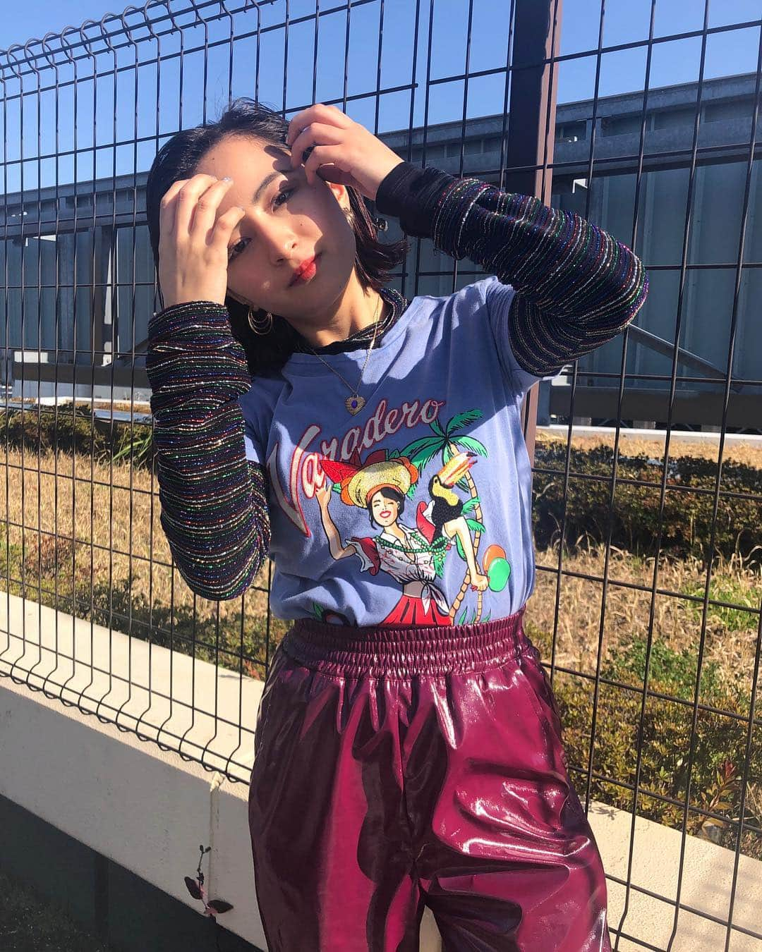 Julia Castroさんのインスタグラム写真 - (Julia CastroInstagram)「🍇🍇🔮💜☂️🦄🌂🍇💜🍇 * #spring #style #purple #fashion #ootd #outfit #purplestyle #outfitoftheday  #tshirt #girl #bobhair #colorful #春服 #ファッション #服 #春 #春コーデ #パープル #紫 #tシャツ #派手コーデ #カラフル #紫コーデ #YouTube載せたので見てね #julifashion」4月6日 21時39分 - julia.c.0209