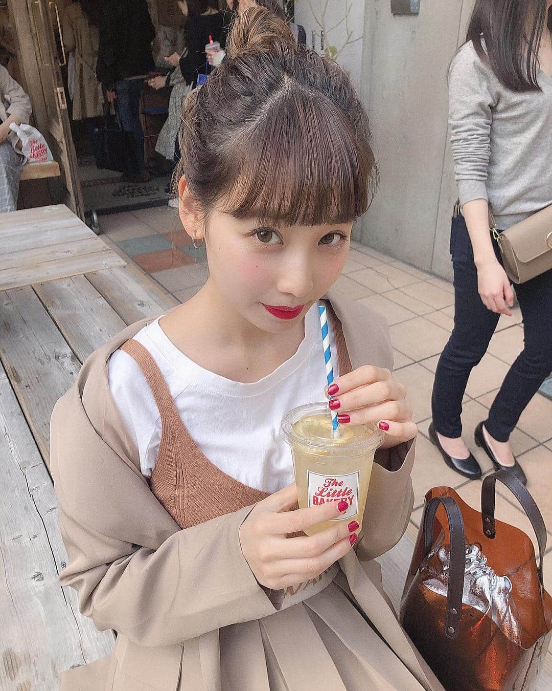 よねいはるかさんのインスタグラム写真 - (よねいはるかInstagram)「ストローが可愛いの🥤❤️ @holidayandholiday_official」4月6日 22時03分 - rabbit____2