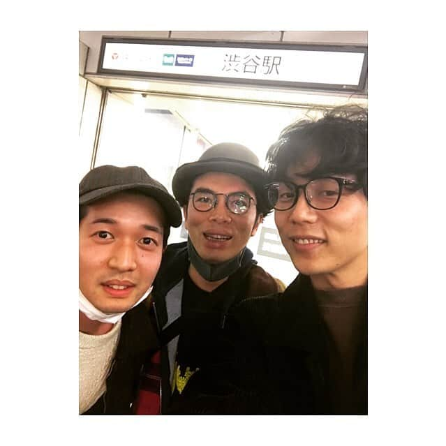 JONTEさんのインスタグラム写真 - (JONTEInstagram)「ちょいNo.9会🎶 色んな話出来て楽しかったどす(^^) 仁さんごちそうさまでした(>_<) そんな今夜はTBSラジオ エレ片のコント太郎🎶必聴です #片桐仁 #薬丸翔 #ちょい9 #no9」4月6日 22時09分 - jtfav