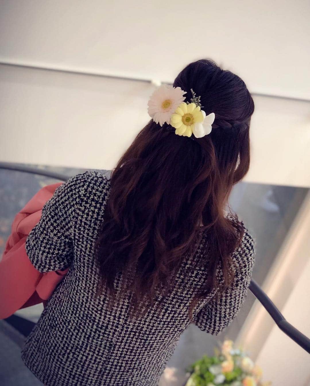 伊藤愛梨さんのインスタグラム写真 - (伊藤愛梨Instagram)「お花がたくさんあって幸せ空間でした🌸 . . . . . . . . . . .  #ジョマローンロンドン  #jmlブロッサムズ19  @u_dresser . . . . . . . #koreanstyle #koreanfashion #girl #fashion #korea #koreanfashionstyle #stylekorean #오오티디 #韓国服 #韓国コーデ #韓国スタイル #オルチャンファッション #韓国ファッション #ガーリーコーデ #おしゃれさんと繋がりたい #onepiece  #lilybrown」4月6日 22時21分 - ilovely1007_