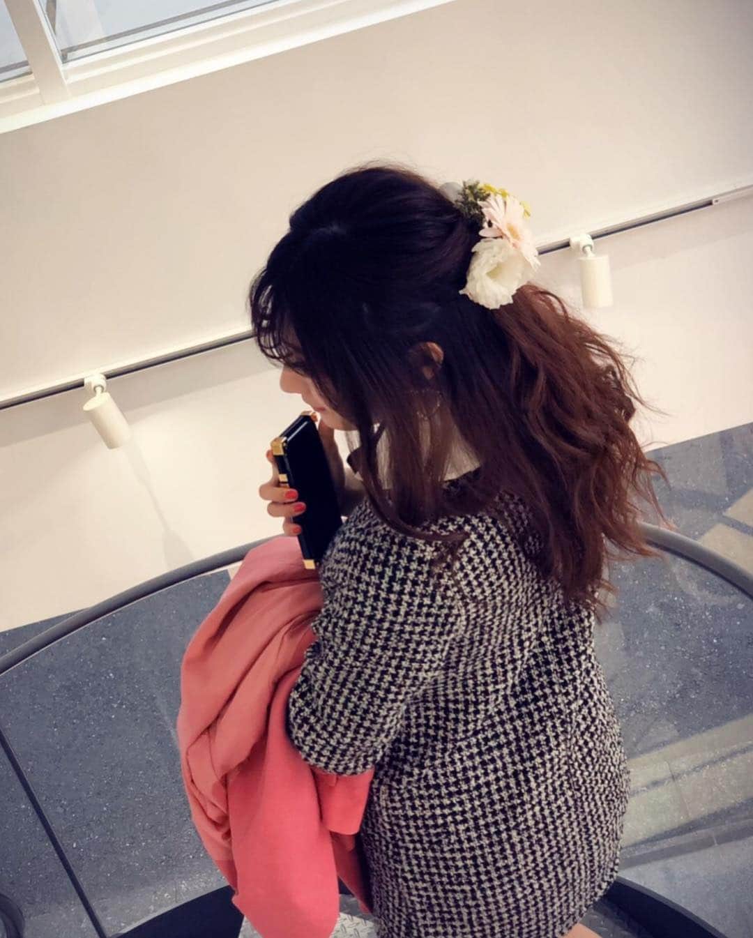 伊藤愛梨さんのインスタグラム写真 - (伊藤愛梨Instagram)「お花がたくさんあって幸せ空間でした🌸 . . . . . . . . . . .  #ジョマローンロンドン  #jmlブロッサムズ19  @u_dresser . . . . . . . #koreanstyle #koreanfashion #girl #fashion #korea #koreanfashionstyle #stylekorean #오오티디 #韓国服 #韓国コーデ #韓国スタイル #オルチャンファッション #韓国ファッション #ガーリーコーデ #おしゃれさんと繋がりたい #onepiece  #lilybrown」4月6日 22時21分 - ilovely1007_