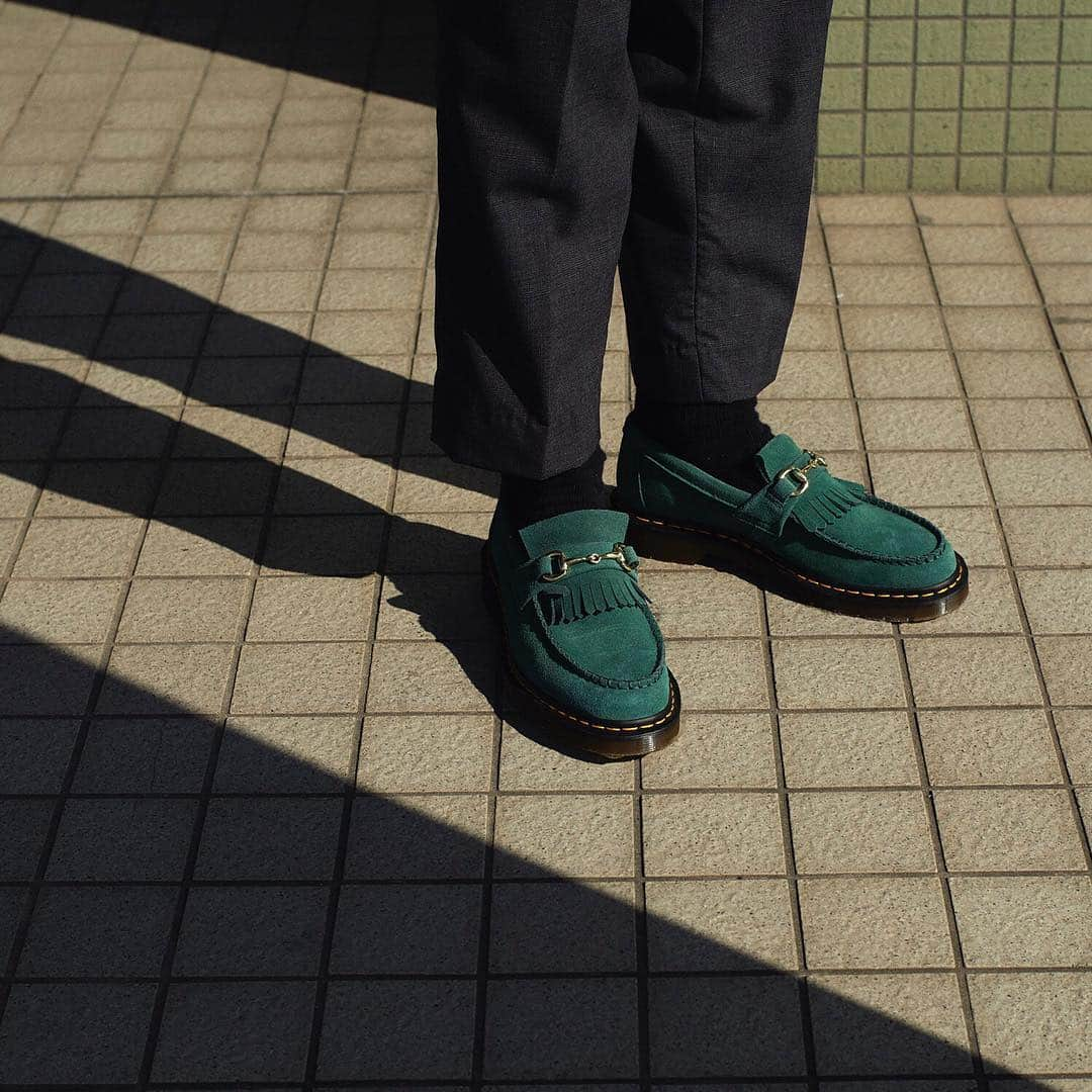 ドクターマーチンさんのインスタグラム写真 - (ドクターマーチンInstagram)「DR. MARTENS x UNITED ARROWS: Tokyo-based menswear collective, @unitedarrowsandsons work their magic on our classic loafer. Handcrafted in England in statement bottle green premium Hi suede. Discover more via the link in our bio.」4月6日 22時25分 - drmartensofficial