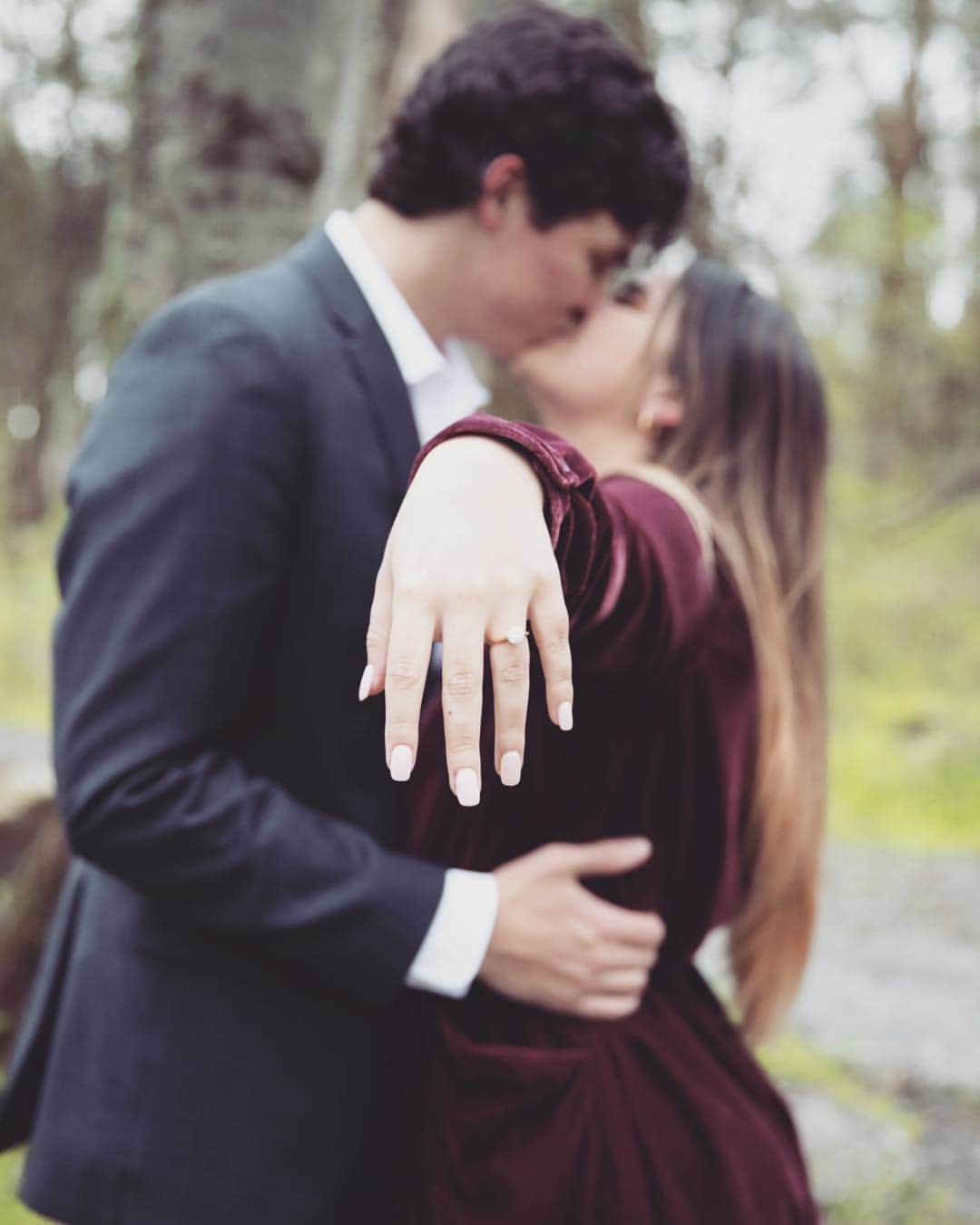 テイラー・ロートナーさんのインスタグラム写真 - (テイラー・ロートナーInstagram)「Last night was one of the biggest moments of my life. My best friend, also known as my baby sister, got engaged to the love of her life. I could not be more proud of the woman that you have grown to become and I don’t know where in this world I would be without you. The love that you two have is truly one of a kind and I cannot wait to watch the rest of your guys love story play out. Congratulations Jake and Makena! I love you both more than you know. ❤️💍 #MOOREthemarryher」4月6日 22時26分 - taylorlautner