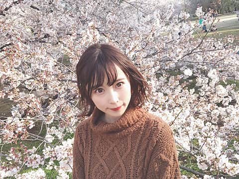 島田玲奈さんのインスタグラム写真 - (島田玲奈Instagram)「. あったかくなってきて嬉しいな〜♡ みんな、お花見しましたか？🌸 . #お花見 #砧公園 #お弁当」4月6日 22時30分 - smd_rn321