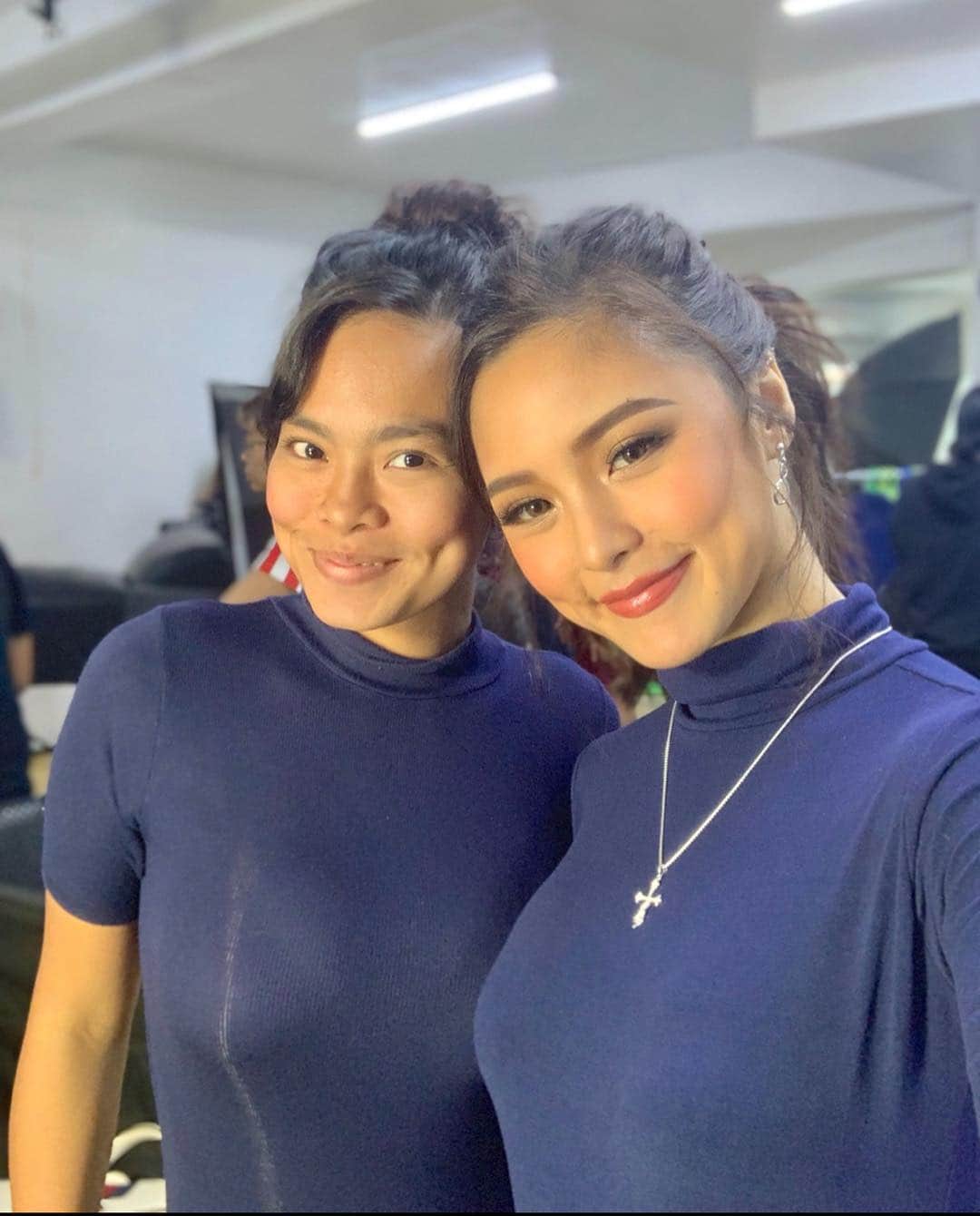 Kim Chiuさんのインスタグラム写真 - (Kim ChiuInstagram)「its that time of the year again!!! appreciation post to my sexay RM (road manager) ate @dayanarossdee bye ate dianne!!! thank you for taking care of me and for listening to all my chikas and everything!!! your always maasahan in every step of the way!! love you ate!! stay cool, palaban and naka two piece pag off!!! ahahhaha diko na pinost yung mga collection ng “men in uniform photos mo” baka may magalit satin! bwahahhaa ipahuli pako!! sana mahanap mo na siya ate! yung panghuli natin baka yun na! 😝hahhaa TeamEdith will miss you! or should I say kami ni ate @haidzfernandez will miss you sooo muchie!!!😁❤️😅 thanks ate see you around!💗」4月6日 22時59分 - chinitaprincess