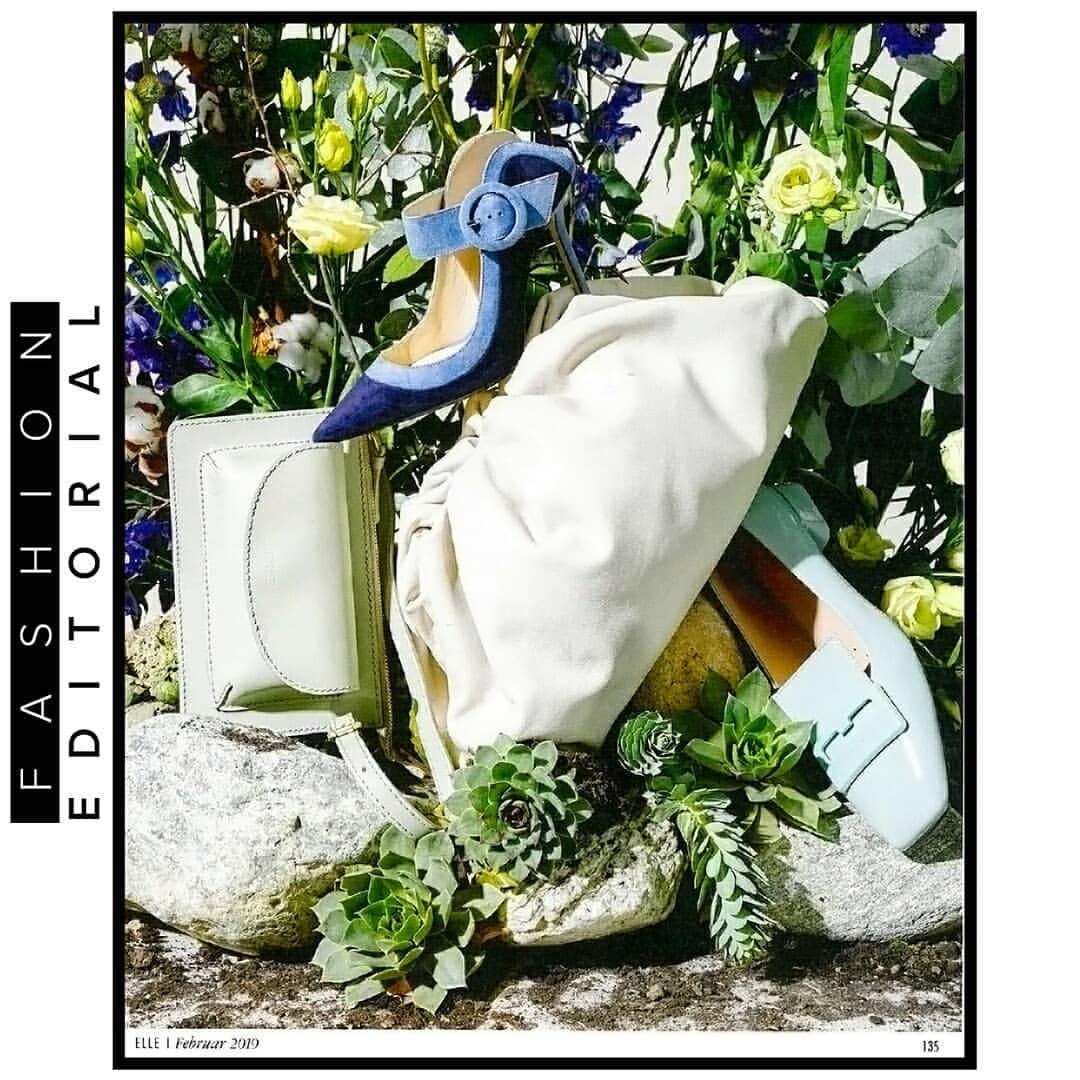 のインスタグラム：「Are you ready to celebrate a new season of style? Discover our selection of flats with an elegant shape, a bold #buckle to declare your #personality, adding a splash of colour to your formal occasions.. or simply to make your everyday outfit vivid and unique.  Discover our Geox VIVYANNE, here represented by @ellegermany Stylist: @frau_maier_ PH: @jensmauritz」