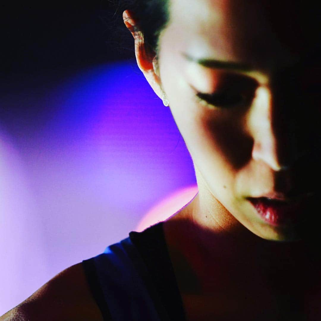野口啓代のインスタグラム：「See you at the FINAL tonight!!!🎉✨* * * 決勝、いってきます👋🏻 男子決勝が現地時間19:00から🇨🇭 女子決勝は現地時間20:45から🇨🇭 日本でもJ SPORTSで生放送するようなので是非応援お願いします‼️* * photo by @toksuede  @au_official #大和証券 @thenorthfacejp @orientalbaio #三井不動産 @cowsoapcp #zeta  @c3fit_jp @lasportivajp @petzl_official  @newhale_japan」