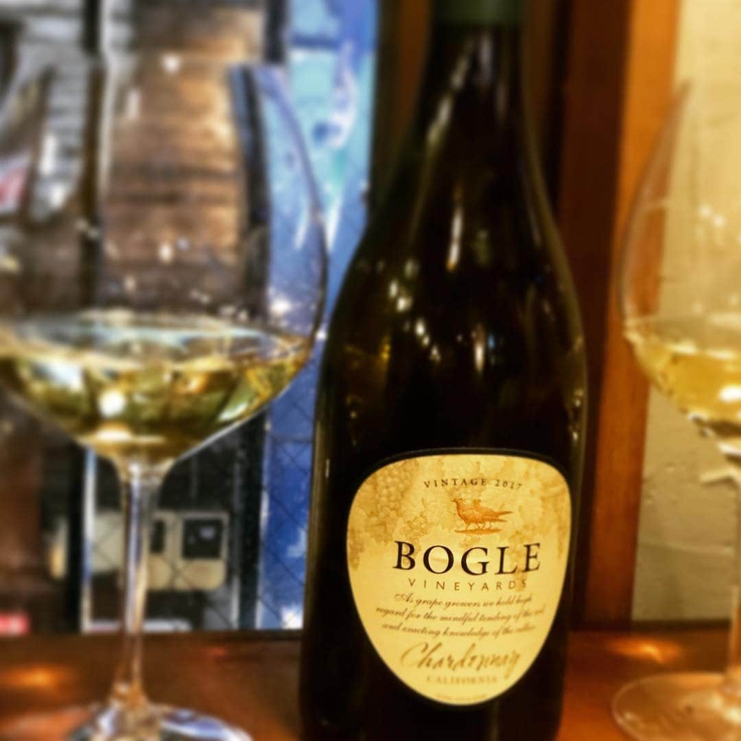 dorlisさんのインスタグラム写真 - (dorlisInstagram)「美味しい楽しい！ #dorlis #ワイン #wine #肉 #イタリアン #bogle #気に入った #自由が丘 #心のデトックス #カロリー摂取 #食べ過ぎ #幸せ #ありがとう」4月6日 23時21分 - dorlis0223