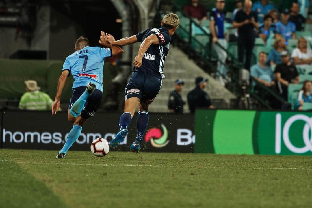 本田圭佑さんのインスタグラム写真 - (本田圭佑Instagram)「#sydney #awaygame」4月6日 23時40分 - keisukehonda