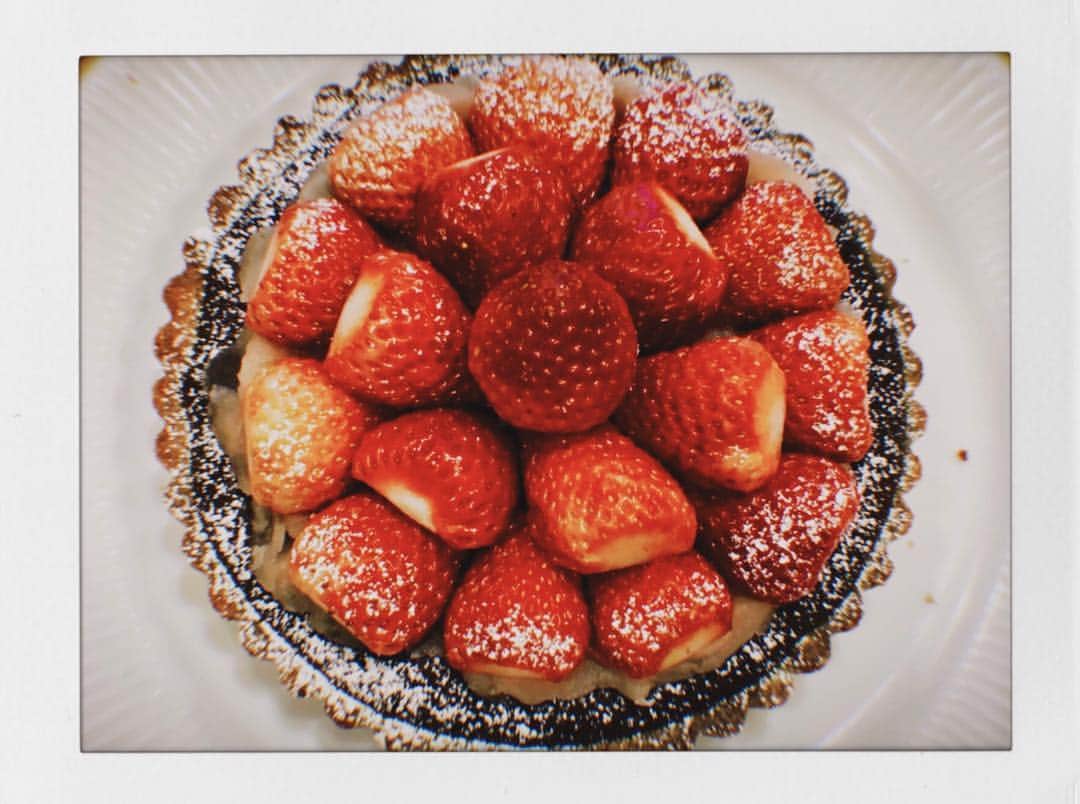 恒松祐里さんのインスタグラム写真 - (恒松祐里Instagram)「誰の誕生日でも無いんだけど、 美味しいケーキを食べた🎂 ㅤㅤㅤㅤㅤㅤㅤㅤㅤㅤㅤㅤㅤ 何でもない日バンザーイ！ #お誕生日じゃない日のうた #おつねとごはん」4月7日 0時08分 - yuri_tune