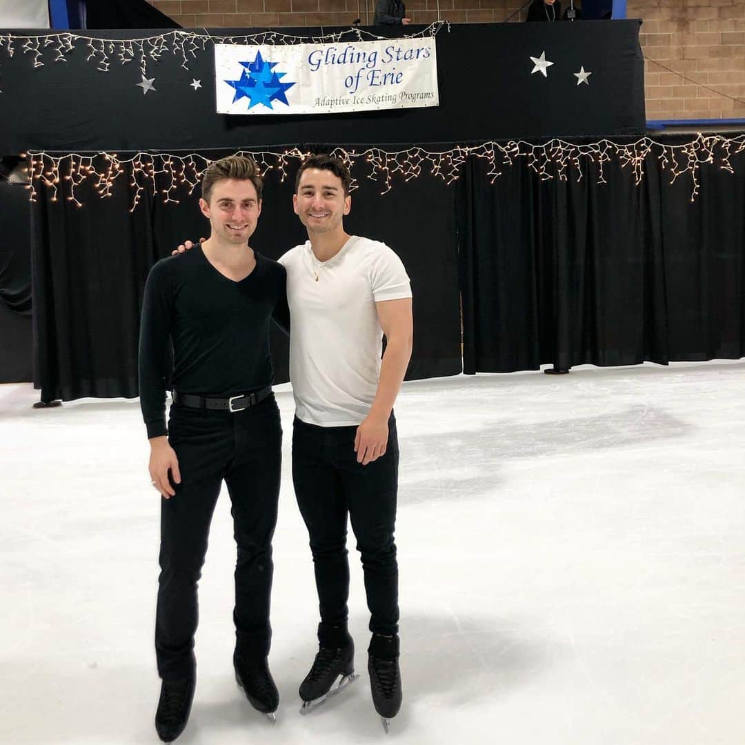 ダグラス・ラザノさんのインスタグラム写真 - (ダグラス・ラザノInstagram)「Thanks to the Gliding Stars of Erie for having us! ❤️」4月7日 10時32分 - douglasrazzano