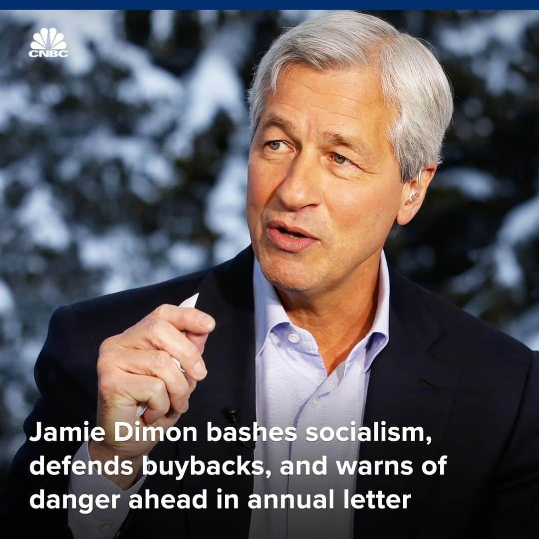 CNBCさんのインスタグラム写真 - (CNBCInstagram)「J.P. Morgan Chase is bracing for a possible economic slowdown, but doesn’t expect a recession, the bank's CEO Jamie Dimon wrote.⁣ ⁣ Dimon warned about over-regulation, saying big institutions like J.P. Morgan wouldn’t be able to provide big loans in a financial crisis like they did in 2008 and 2009.⁣ ⁣ “Effectively, some new rules will force capital to the sidelines just when it might be needed most by clients and the markets," he wrote.⁣ ⁣ Dimon defended stock buybacks, calling them an essential part of allocating capital. Critics have said they pad investors’ pockets.⁣ ⁣ To read more highlights from the letter, visit the link in bio.⁣ ⁣ *⁣ *⁣ *⁣ *⁣ *⁣ *⁣ *⁣ *⁣ ⁣ #jpmorgan #chase #banks #jamiedimon #investing #markets #finance #business #businessnews #cnbc⁣」4月7日 10時50分 - cnbc