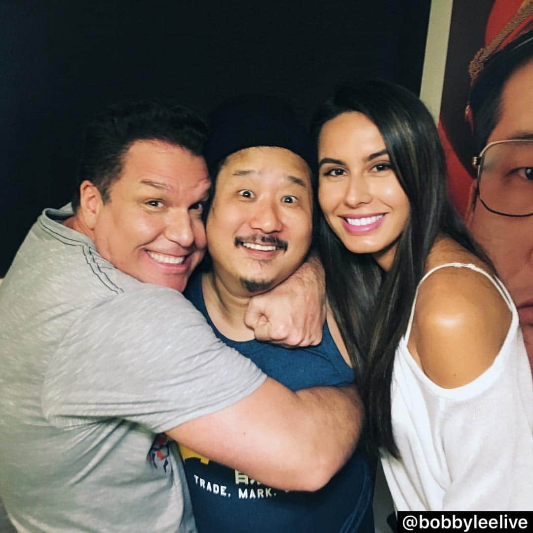 デイン・クックさんのインスタグラム写真 - (デイン・クックInstagram)「#repost from the great & mighty @bobbyleelive ;  My boy @danecook was my guest on @tigerbelly this week. Love him. Check it out!」4月7日 2時16分 - danecook