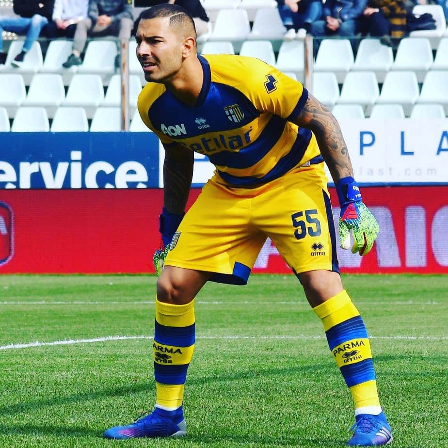 ルイージ・セーペのインスタグラム：「Serviva una prestazione di grande carattere e sacrificio per tornare a fare punti... #forzaParma 💙💛 @parmacalcio1913 @seriea」