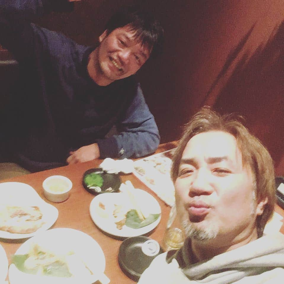 たちばな哲也さんのインスタグラム写真 - (たちばな哲也Instagram)「今日は花見からの・・・ 念願の中村公平氏と深い話し！ めっちゃオモロ！ おーーーい、ハーベスト連中！ 楽しい話したぞ！ #中村公平 #劇団ハーベスト」4月7日 2時27分 - itecchi