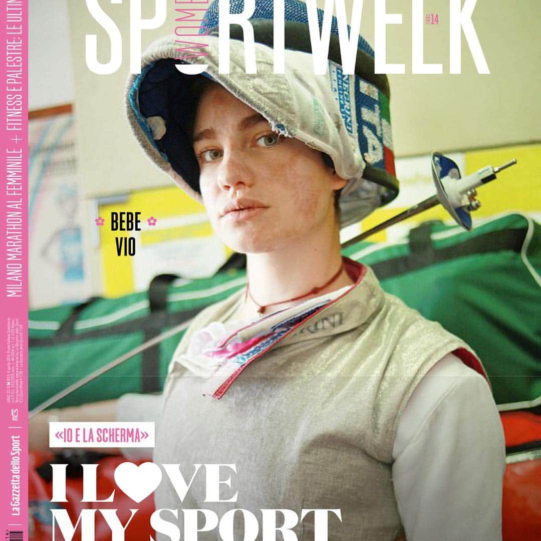 ベアトリーチェ・ヴィオのインスタグラム：「Girl Power 💥💪🏻 Oggi edizione speciale con 12 sportive per 12 diverse cover di @sportweek_sw . . . #GiornataMondialeDelloSport #nullapuòfermarci #fly2tokyo #art4sportonlus #art4sporteam」
