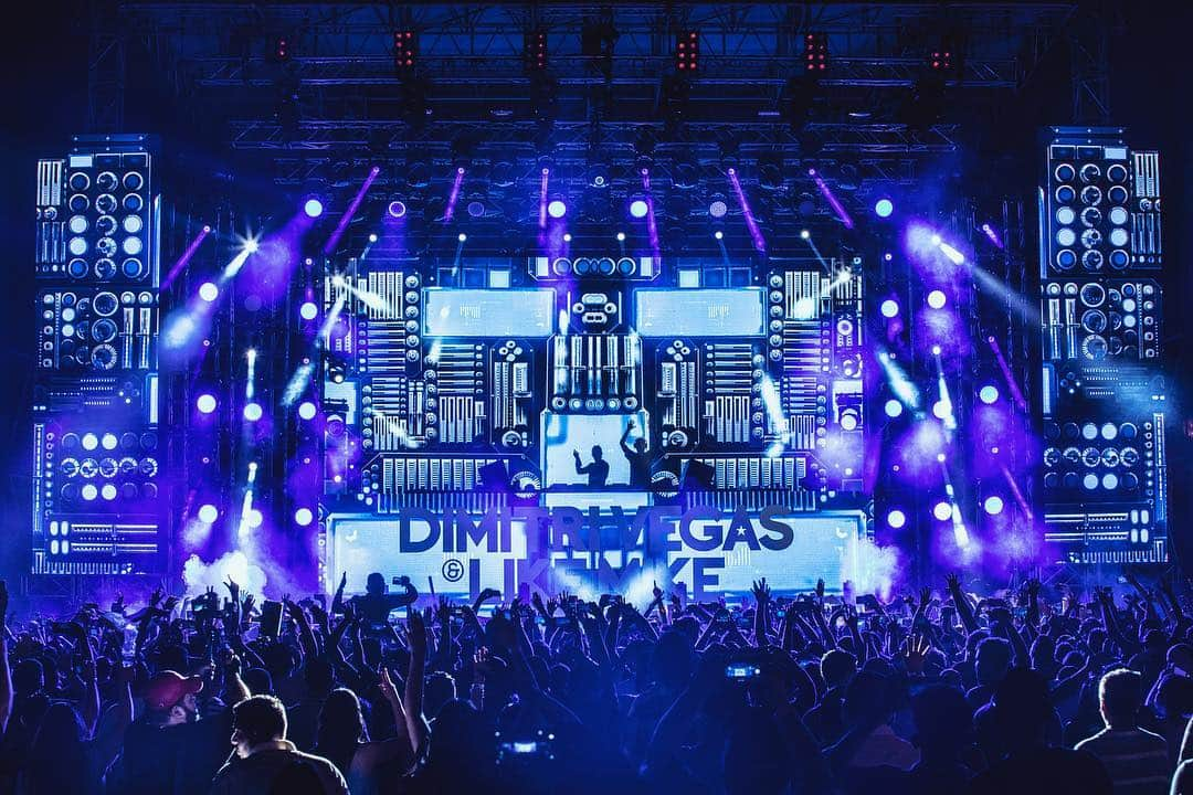 Dimitri Vegas & Like Mikeさんのインスタグラム写真 - (Dimitri Vegas & Like MikeInstagram)「Honduras!! 🇭🇳🔥🔥」4月7日 2時59分 - dimitrivegasandlikemike