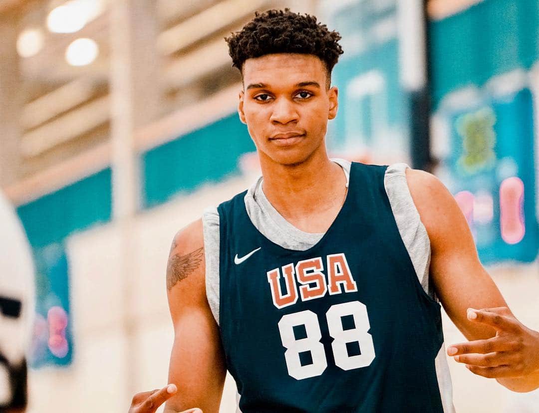 USA Basketballさんのインスタグラム写真 - (USA BasketballInstagram)「The grind continues at the #FinalFour for the USA Men’s Jr. National Team 👊🏼」4月7日 3時37分 - usabasketball
