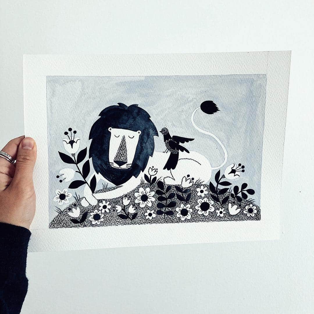 Dinara Mirtalipovaのインスタグラム：「Speaking of lions, I’ve been working on an exciting art project for @akronartmuseum, it will be part of their upcoming exhibition and I will post about it soon.  P.s. which color way do you prefer? #akronartmuseum」