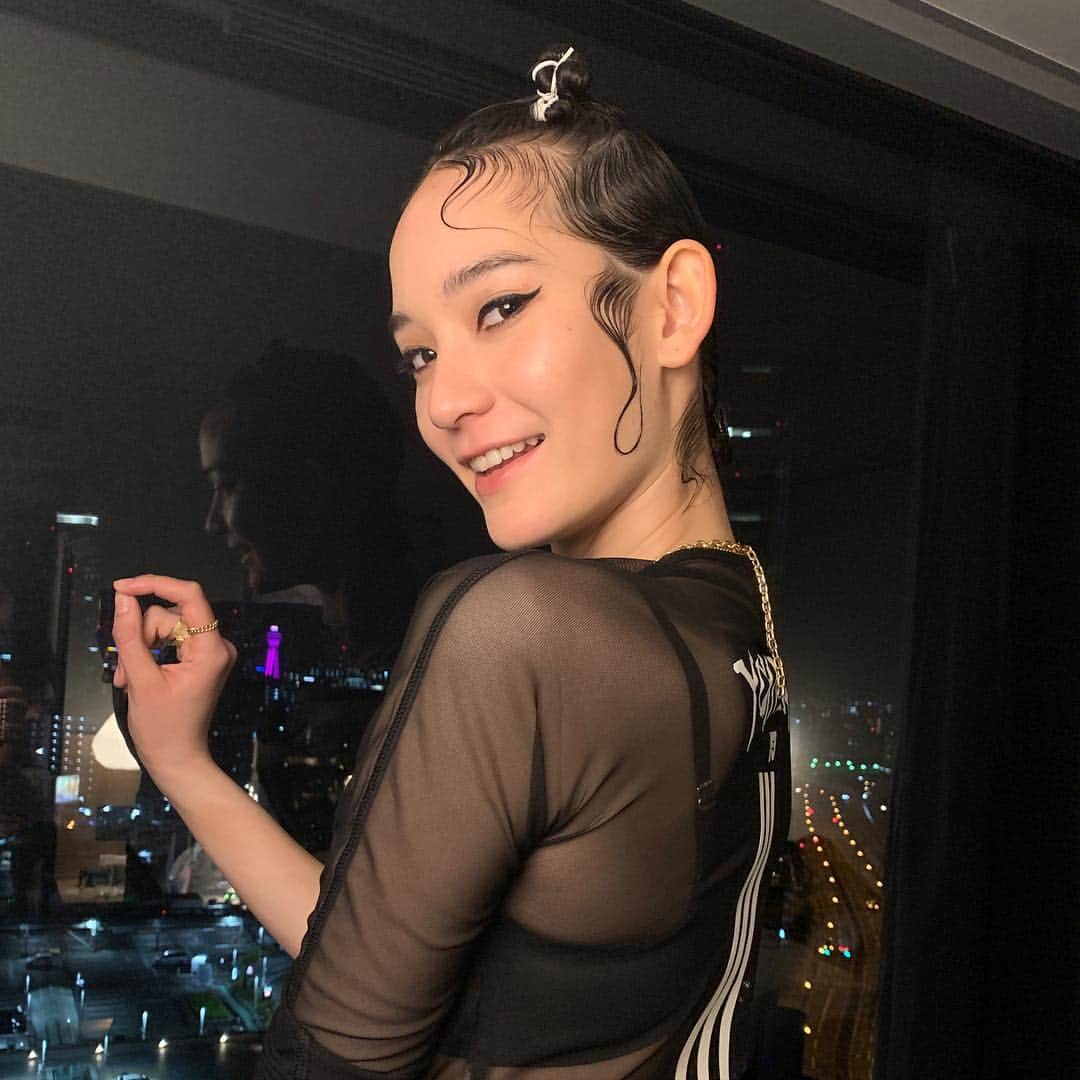 のインスタグラム：「Thank you so much @adidasy3 for tonight 🙏🏻❤️🥰 So blessed to DJ @clubjoule_official tonight🙏🏻❤️」