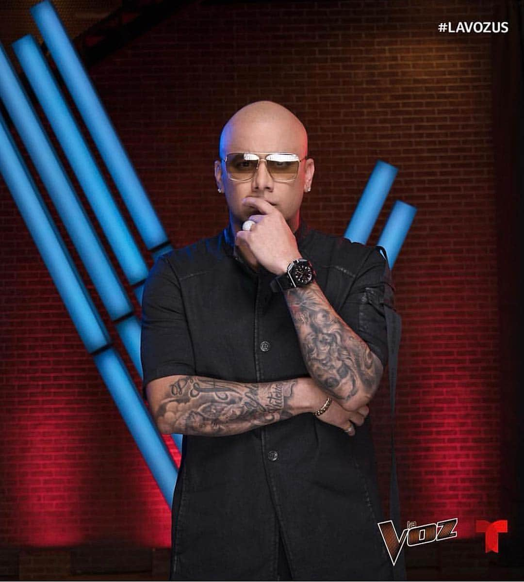 ウィジンさんのインスタグラム写真 - (ウィジンInstagram)「Estoy listo y el #teamwisin está listo @lavozus @telemundo Domingo 8.30 de la noche y contamos con todos sus votos 🔥🔥🔥🔥🔥🔥🔥🔥🔥🔥🔥🔥🔥🔥🔥🔥🔥 #avotar Cual es tu participante favorito ?」4月7日 5時26分 - wisin