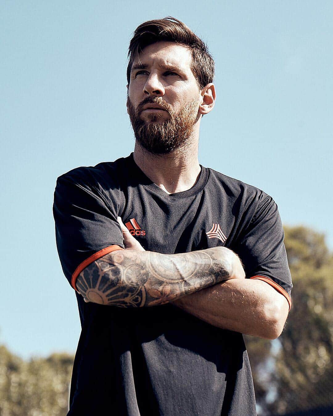 Team Messiのインスタグラム：「Record breaker. 3️⃣3️⃣5️⃣ league wins for @leomessi. #DareToCreate」