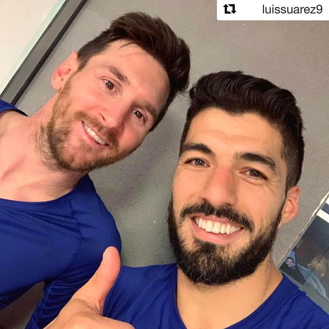 LFPさんのインスタグラム写真 - (LFPInstagram)「#Repost @luissuarez9 ・・・ 🔥 The. Duo. 🔥 • #Messi #Suarez #LaLiga #LaLigaSantander #Barça #Duo #Legends」4月7日 6時29分 - laliga