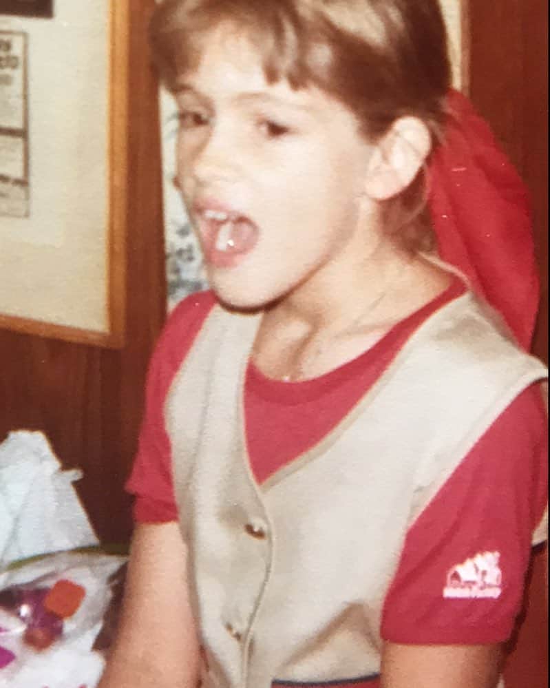 ジュリア・ロバーツのインスタグラム：「Me, this very morning, hearing the news my incredible and age defying friend Paul Rudd is turning 50! 🥳 HAPPY EVERYTHING PAUL! 🎂」