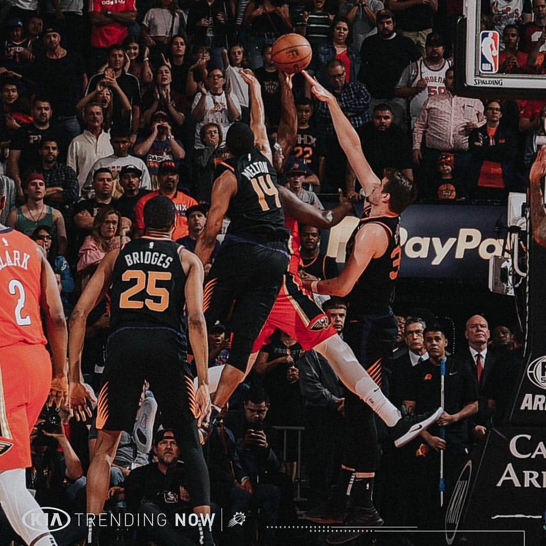 フェニックス・サンズさんのインスタグラム写真 - (フェニックス・サンズInstagram)「‪Last night was the first game in franchise history with 10+ blocks and steals with fewer than 10 turnovers! (Elias Sports Bureau) ‪#KiaTrendingNow‬」4月7日 7時29分 - suns