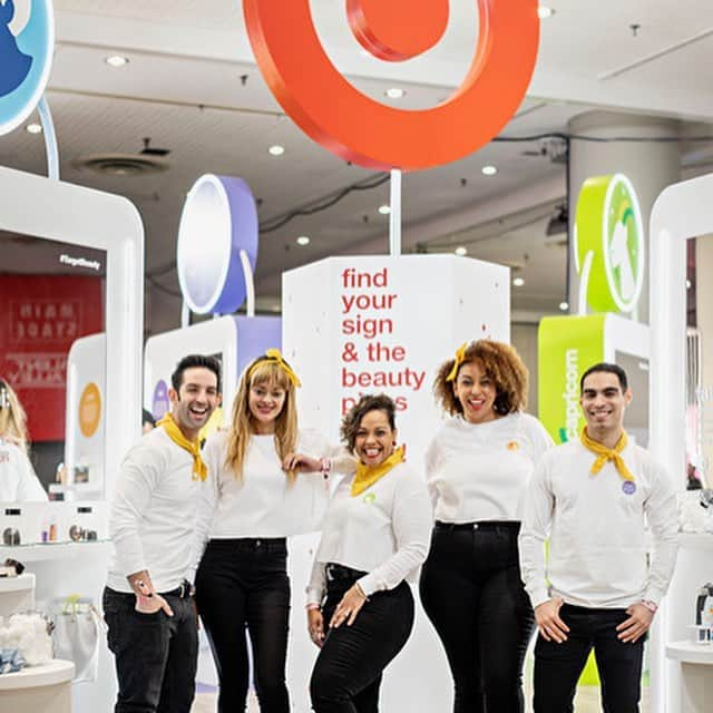 Target Styleさんのインスタグラム写真 - (Target StyleInstagram)「We're at @Beautycon! Follow along in our Stories to find your beauty horoscope. #TargetBeauty #BeautyconNYC」4月7日 7時34分 - targetstyle