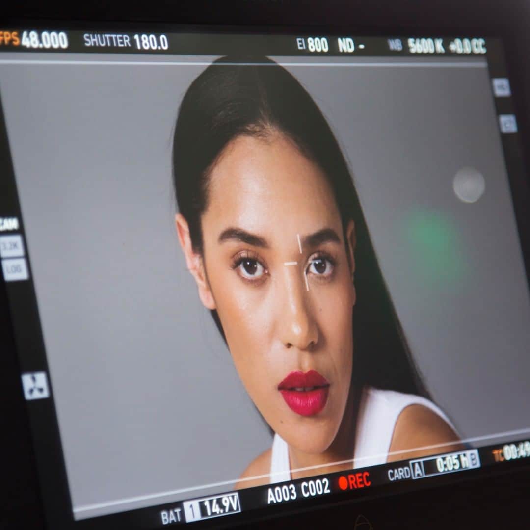 Smashboxのインスタグラム：「“My day always starts with prep — whether that’s styling work or my makeup, a good base is essential to making sure everything goes smoothly.” @alealimay #BehindEveryGreatFace」