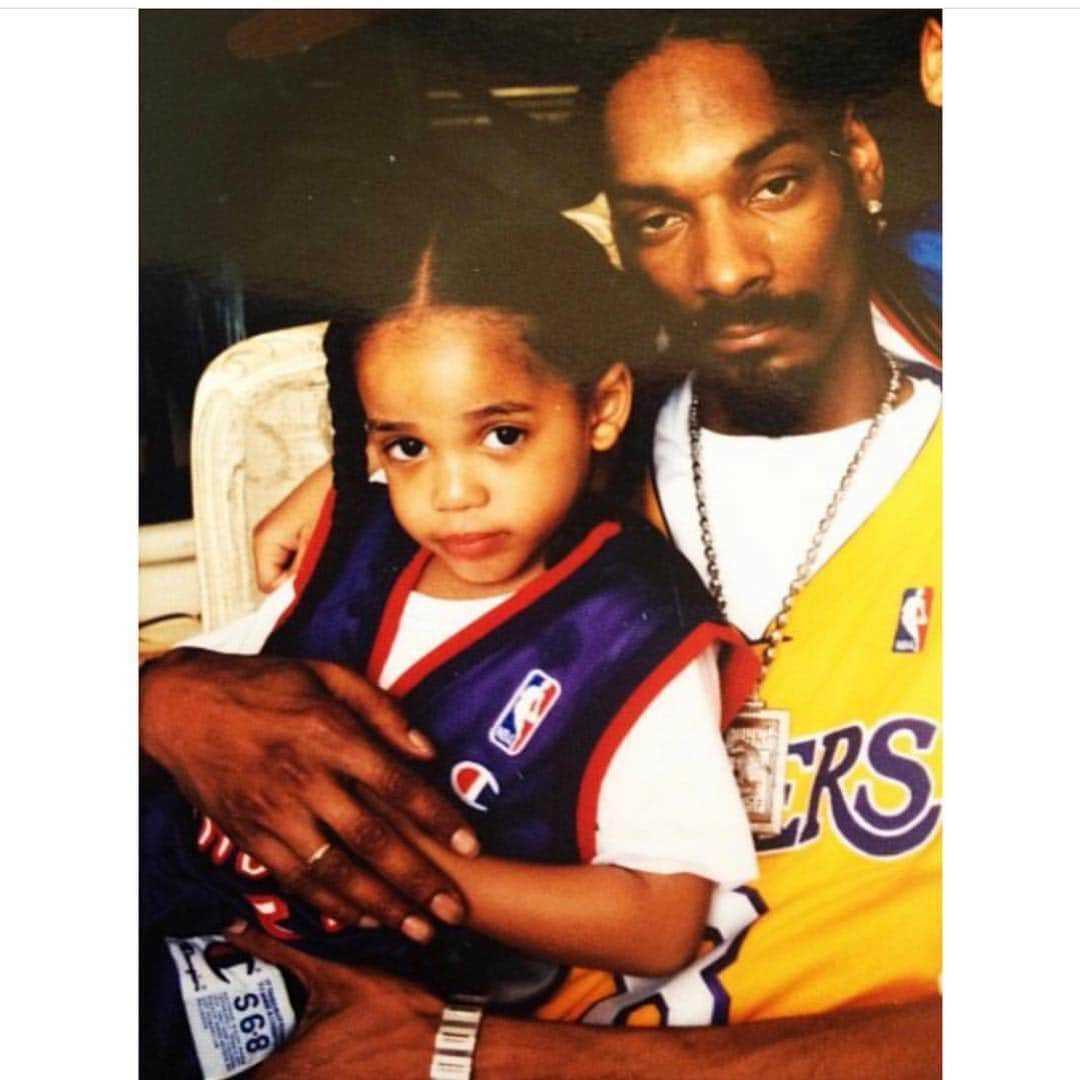 スヌープ・ドッグさんのインスタグラム写真 - (スヌープ・ドッグInstagram)「Big snoop with  lil snoop」4月7日 8時24分 - snoopdogg