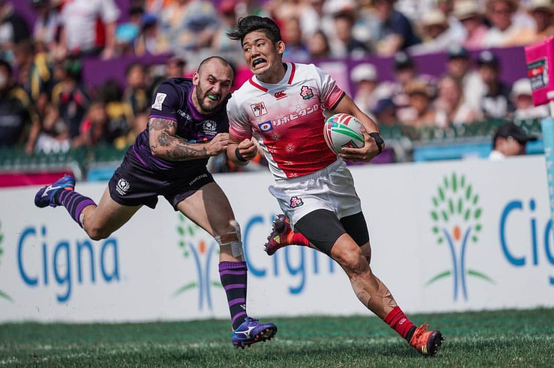 のインスタグラム：「Day2 Yesterday  Japan vs Samoa🇼🇸 21 - 31 lost... Japan vs Scotland🏴󠁧󠁢󠁳󠁣󠁴󠁿 19 - 33 lost.. Day2 も応援ありがとうございました🙇‍♂️感謝🙏 Day3 Today☀️ vs Wales🏴󠁧󠁢󠁷󠁬󠁳󠁿 大一番！Must win🇯🇵 Wales戦、本当に応援よろしくお願いします！#hongkong7s #japan #sevens #セブンズ #日本代表 #9」