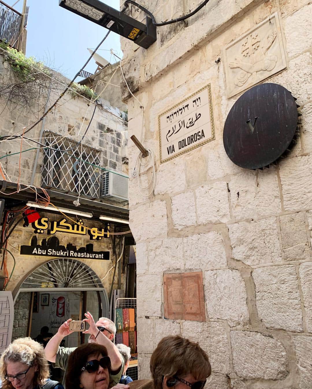 キアラ・フェラーニさんのインスタグラム写真 - (キアラ・フェラーニInstagram)「Jerusalem really was breathtaking to visit. A melting pot of different cultures and religions, all living in the same place 💘」4月7日 20時28分 - chiaraferragni